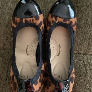 Time and Tru Memory Foam Loafers